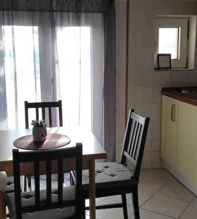 Sumamore Apartment